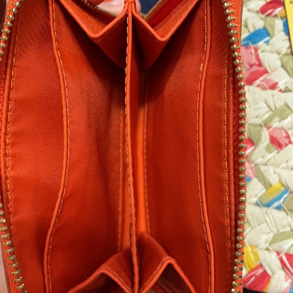 Tory Burch wallet in excellent condition - Picture 6 of 7